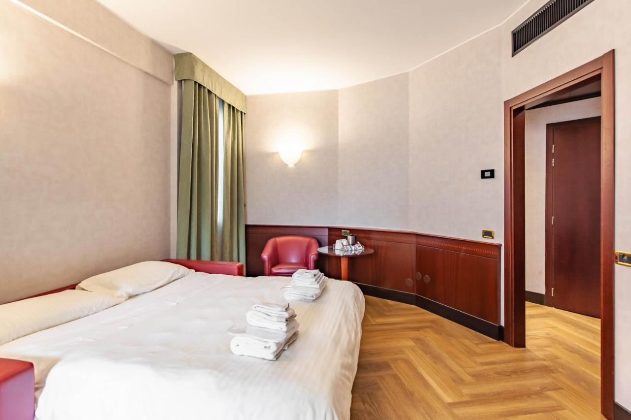 Hotiday Hotel Milano Turro Eksteriør bilde